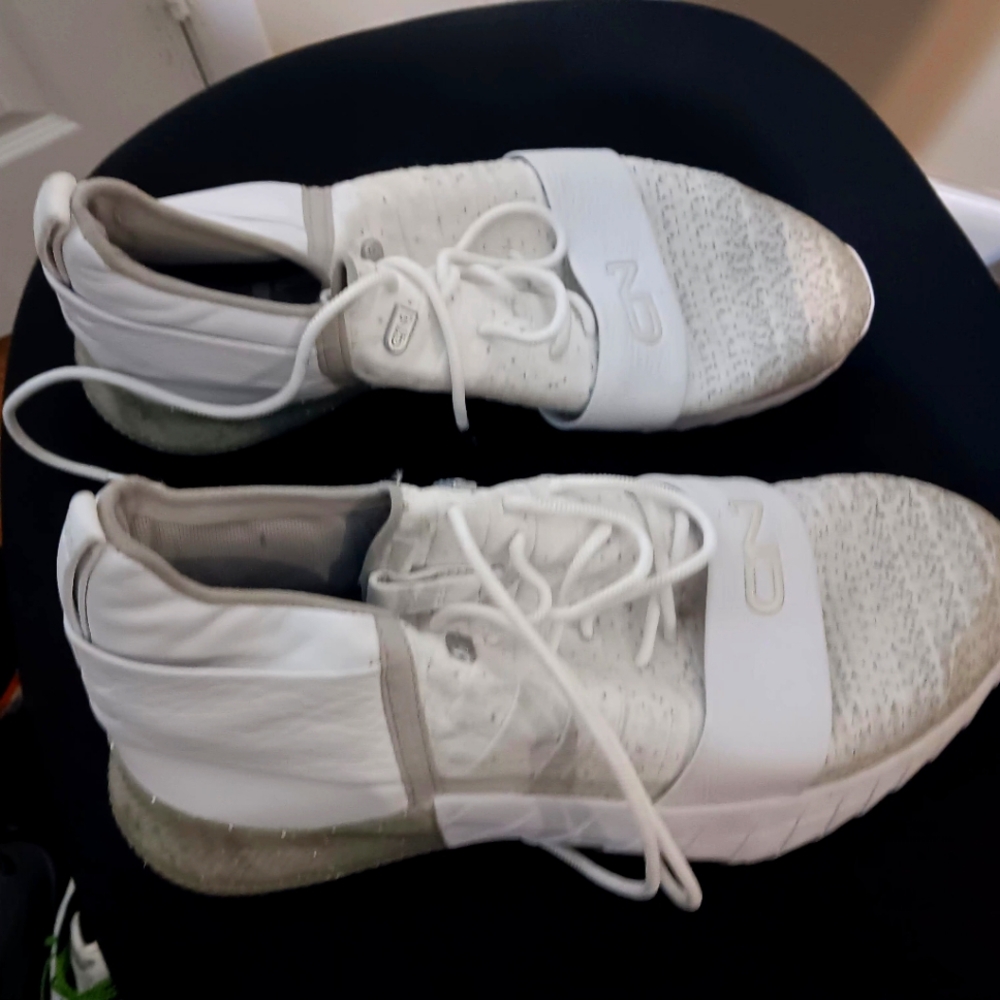 Sneaker